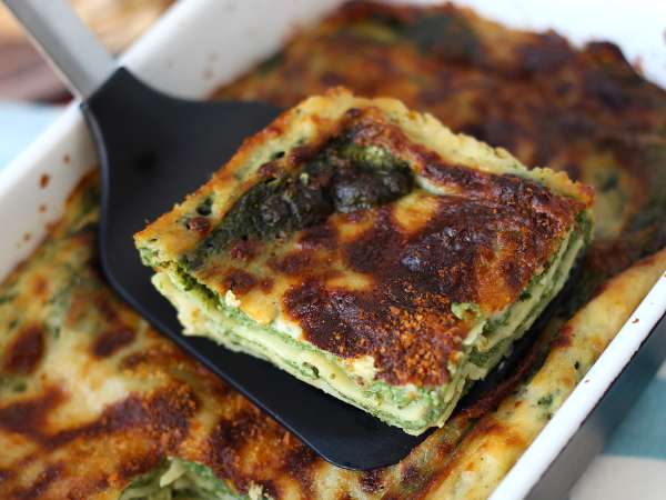 Vegetarische Lasagne mit Spinat und Tofu aus dem Airfryer - Zubereitung Schritt 11