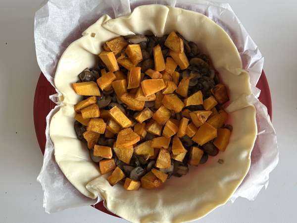 Quiche mit Champignons und Hokkaido-Kürbis - Zubereitung Schritt 7