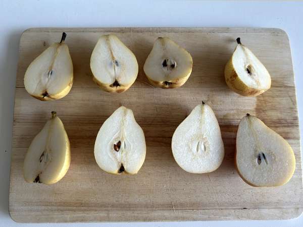 Birnentarte mit Gorgonzola und Walnüssen – süß-herzhafter Genuss - Zubereitung Schritt 3