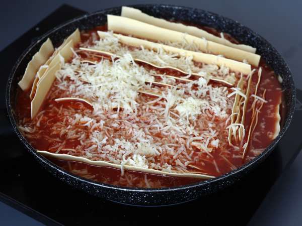 Pfannenlasagne mit Hackfleisch : schnelle Lasagne ohne Backofen - Zubereitung Schritt 5