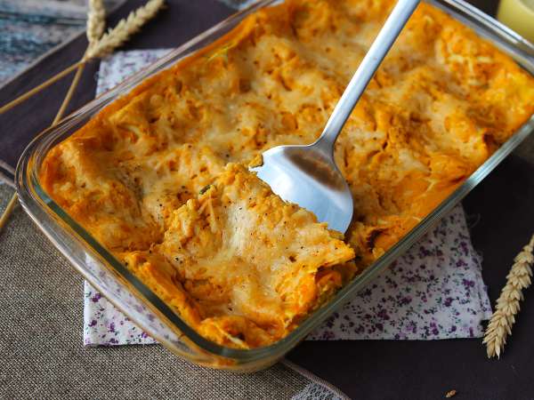 Vegetarische Kürbislasagne mit Spinat und Ricotta - Zubereitung Schritt 10