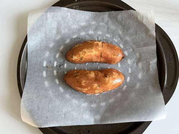 Süßkartoffel aus dem Ofen mit Ei und Feta : einfach und vegetarisch - Zubereitung Schritt 1