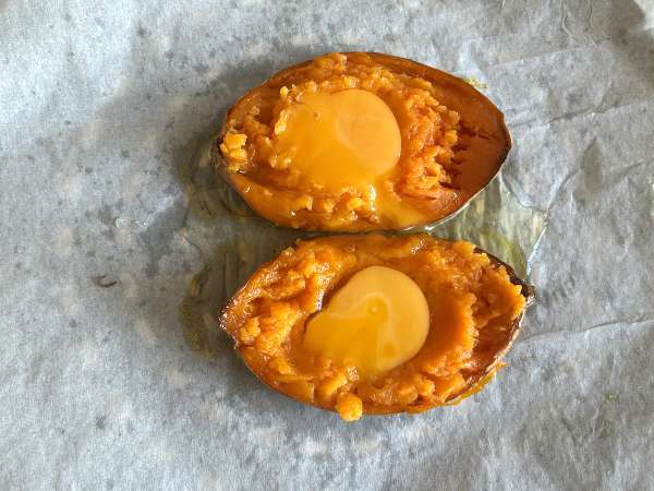 Süßkartoffel aus dem Ofen mit Ei und Feta : einfach und vegetarisch - Zubereitung Schritt 3