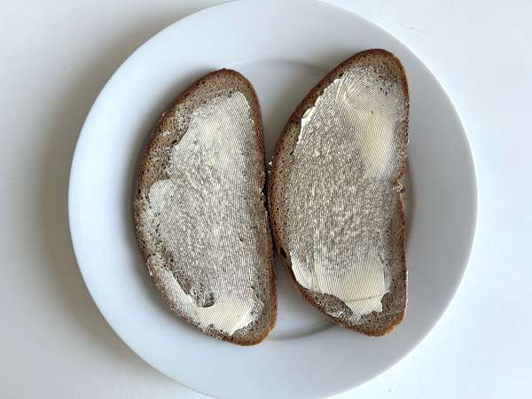 Grilled Cheese Sandwich mit Champignons : knusprig und käsig - Zubereitung Schritt 5
