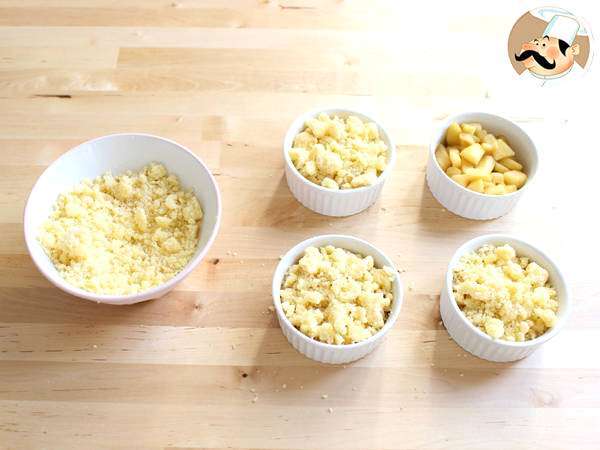 Apfel-Crumble mit Zimt : einfach und knusprig - Zubereitung Schritt 5