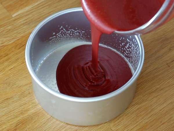 Halloween-Red-Velvet-Torte : gruselig und spektakulär - Zubereitung Schritt 5