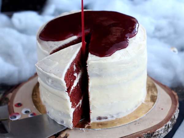 Halloween-Red-Velvet-Torte : gruselig und spektakulär - Zubereitung Schritt 13