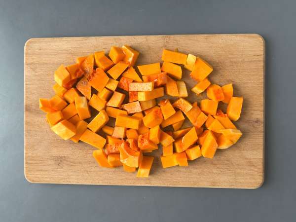 Cremige Kürbis-Hackfleisch-Pfanne : einfaches One-Pot-Rezept - Zubereitung Schritt 2