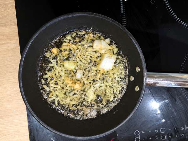 Cremige Pasta mit Shimeji und braunen Champignons - Zubereitung Schritt 3