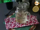 Spritz Hugo mit Holunderblüten-Sirup, ein frischer und süßer Cocktail - Zubereitung Schritt 2