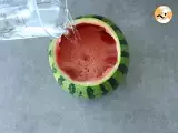 Cocktail Gin in einer Wassermelone - Zubereitung Schritt 3