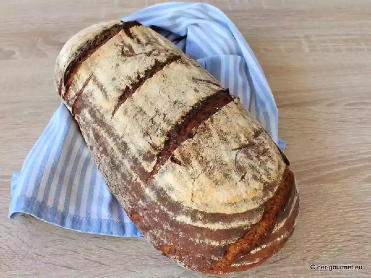 80% Roggensauerteigbrot nach Jeffrey Hamelman