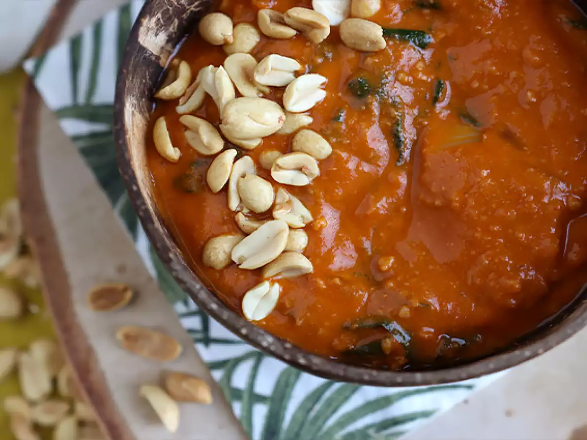 Afrikanische Erdnusssuppe mit Tomaten und Mangold - foto 3