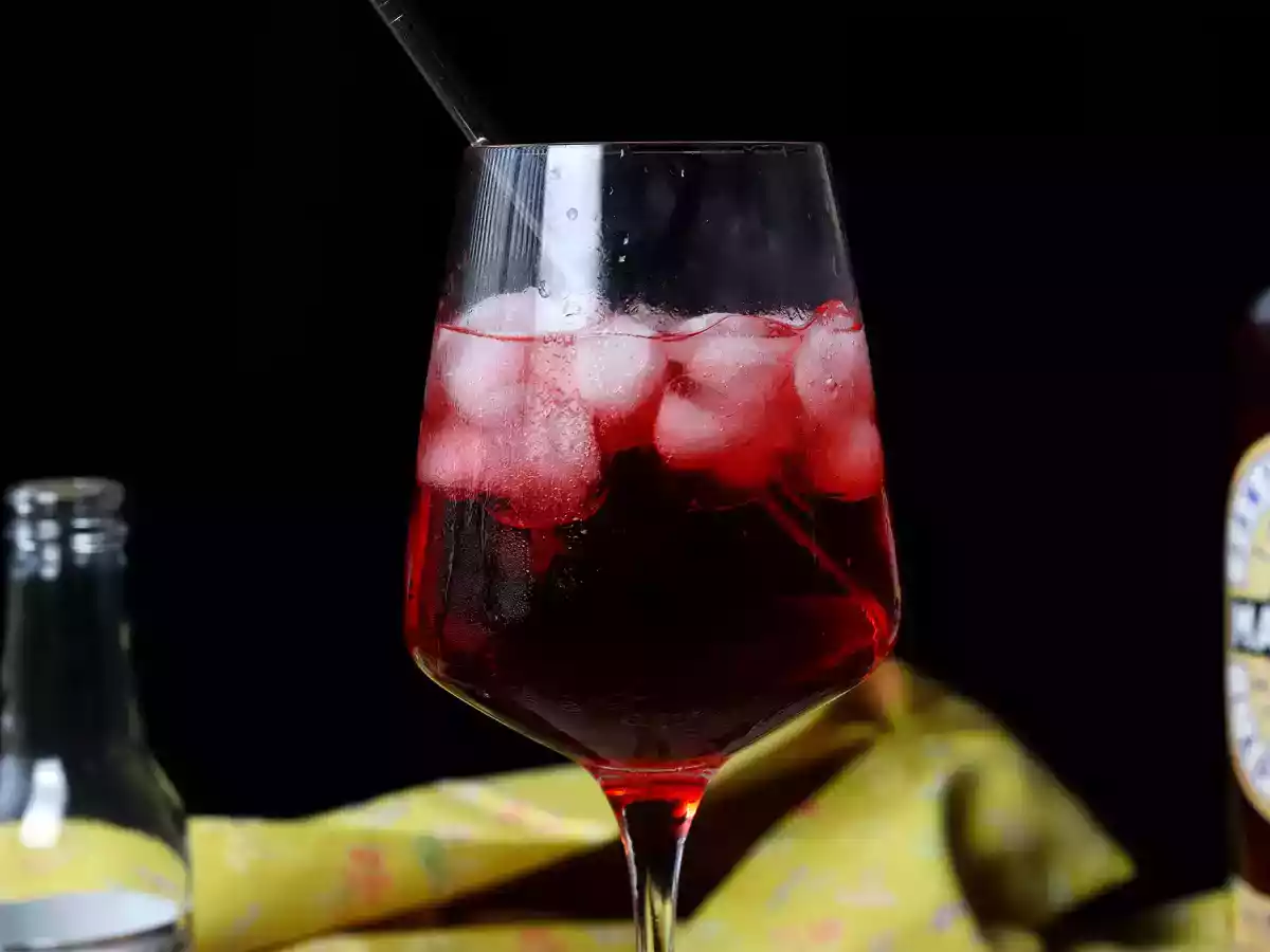 Alkoholfreier Martini Tonic, der fruchtig-frische Cocktail! - foto 2