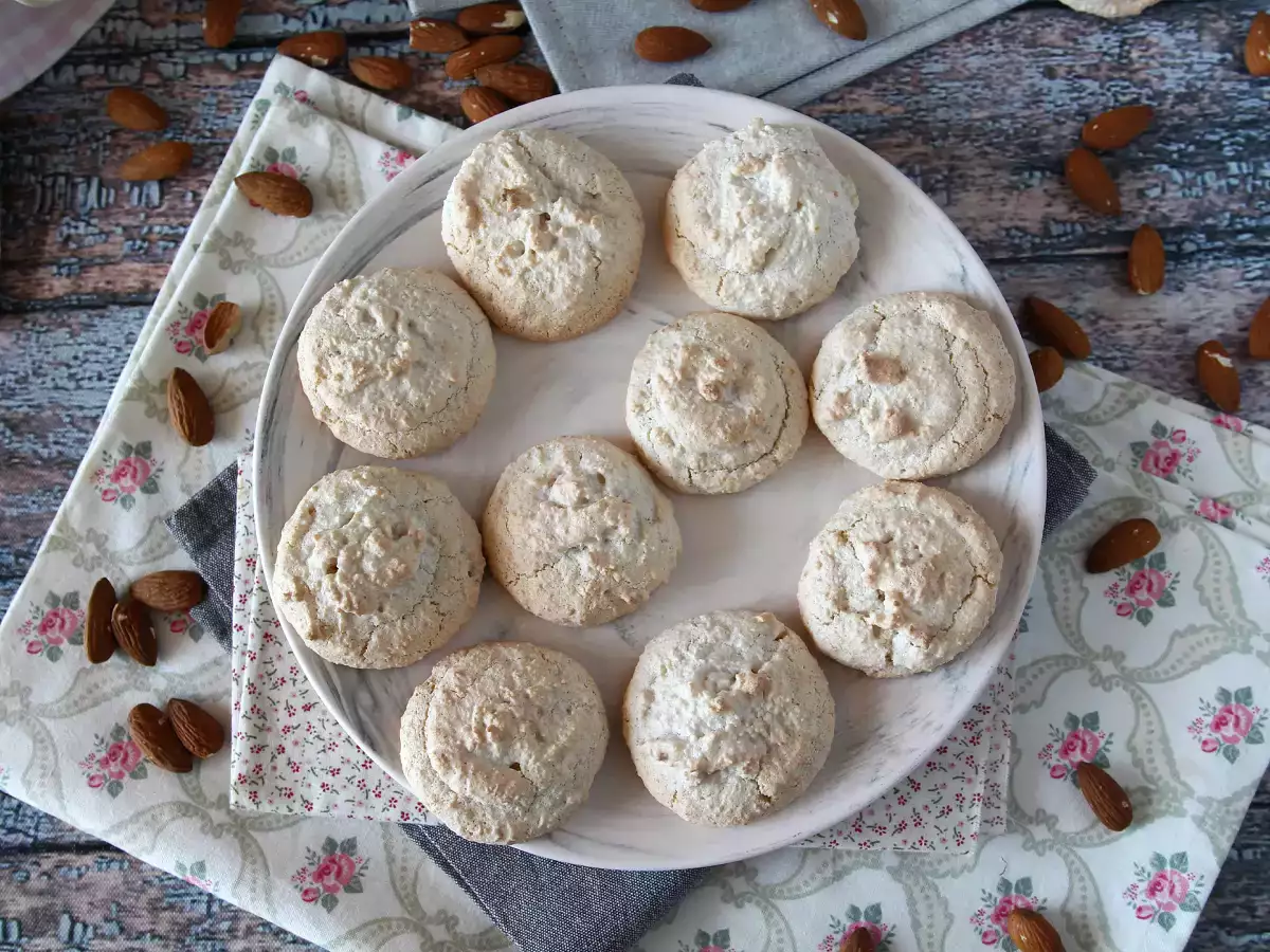 Amaretti: italienische Mandelkekse, perfekt zum Kaffee! - foto 5