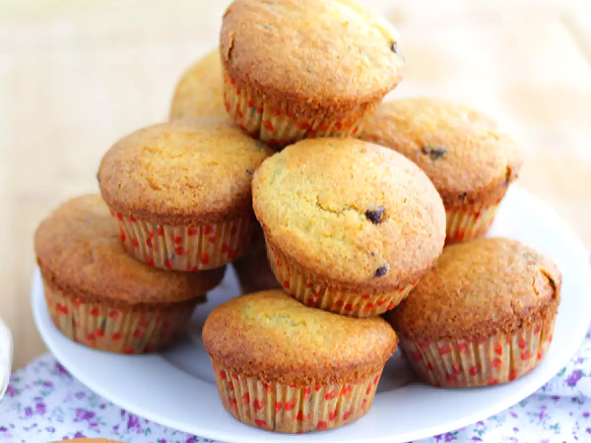 Amerikanische Muffins mit Schokostückchen - foto 3