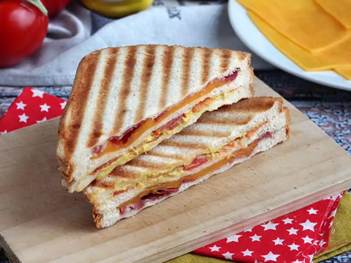 Amerikanisches Club-Sandwich - foto 4