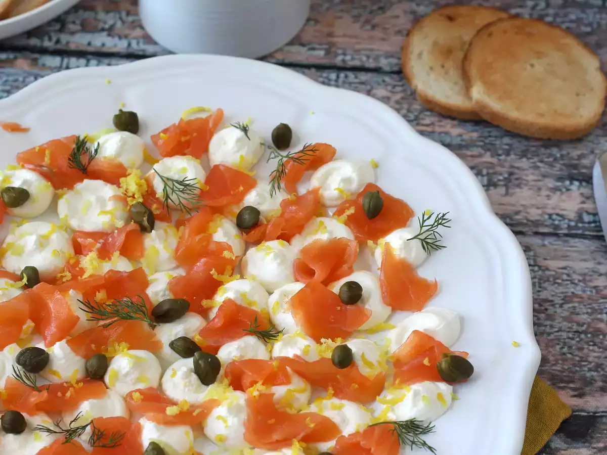 Aperitifplatte mit Räucherlachs-Aufstrich - foto 3
