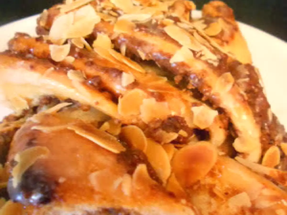 Apfel ~ Nuss ~ Zopf mit Schokolade & Rumrosinen