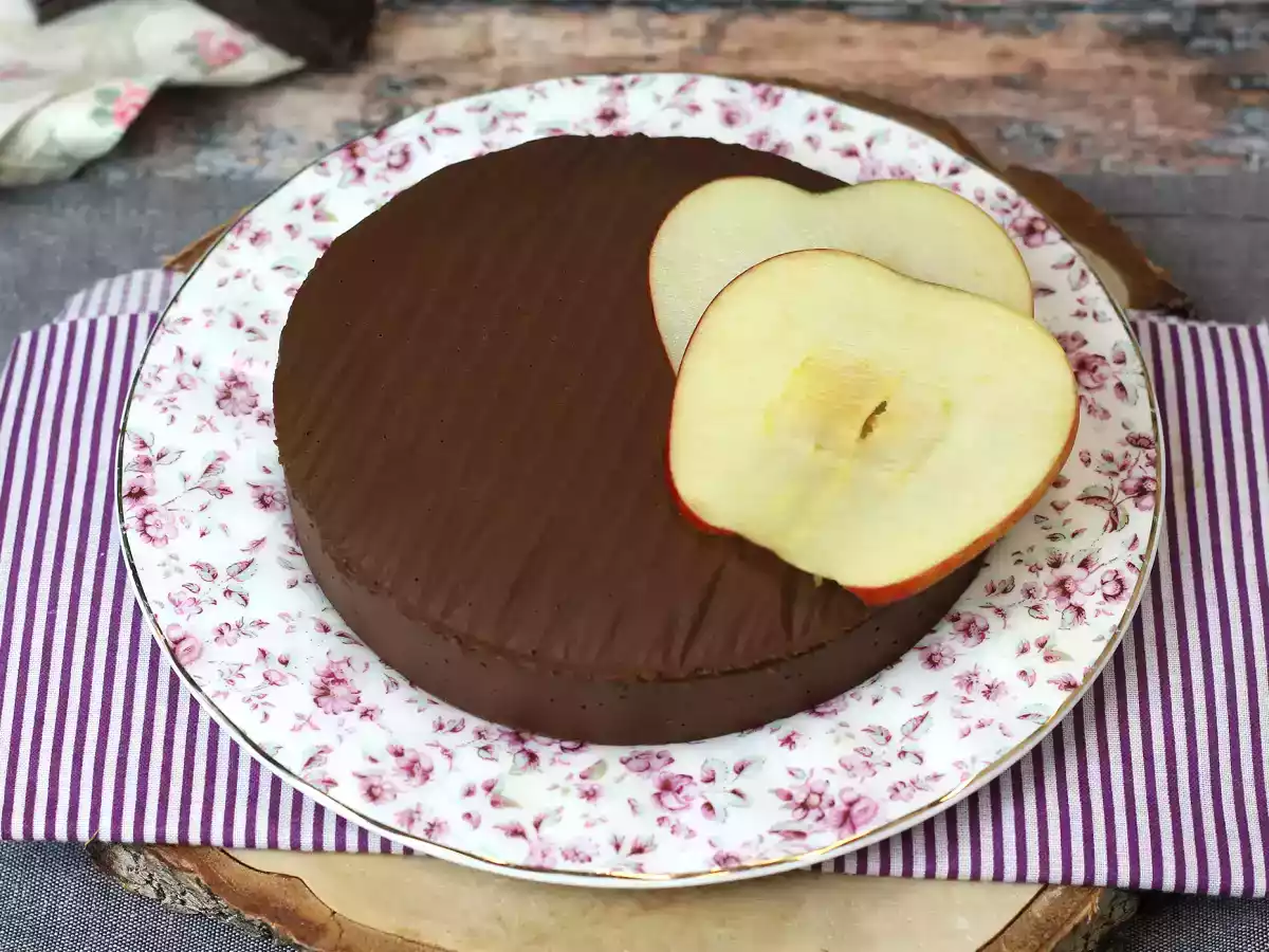 Apfel-Schokoladen-Fudge, ein super einfaches Dessert mit nur 2 Zutaten! - foto 3