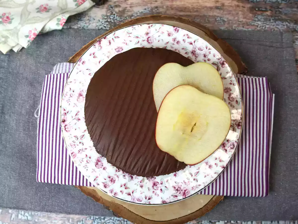 Apfel-Schokoladen-Fudge, ein super einfaches Dessert mit nur 2 Zutaten! - foto 5
