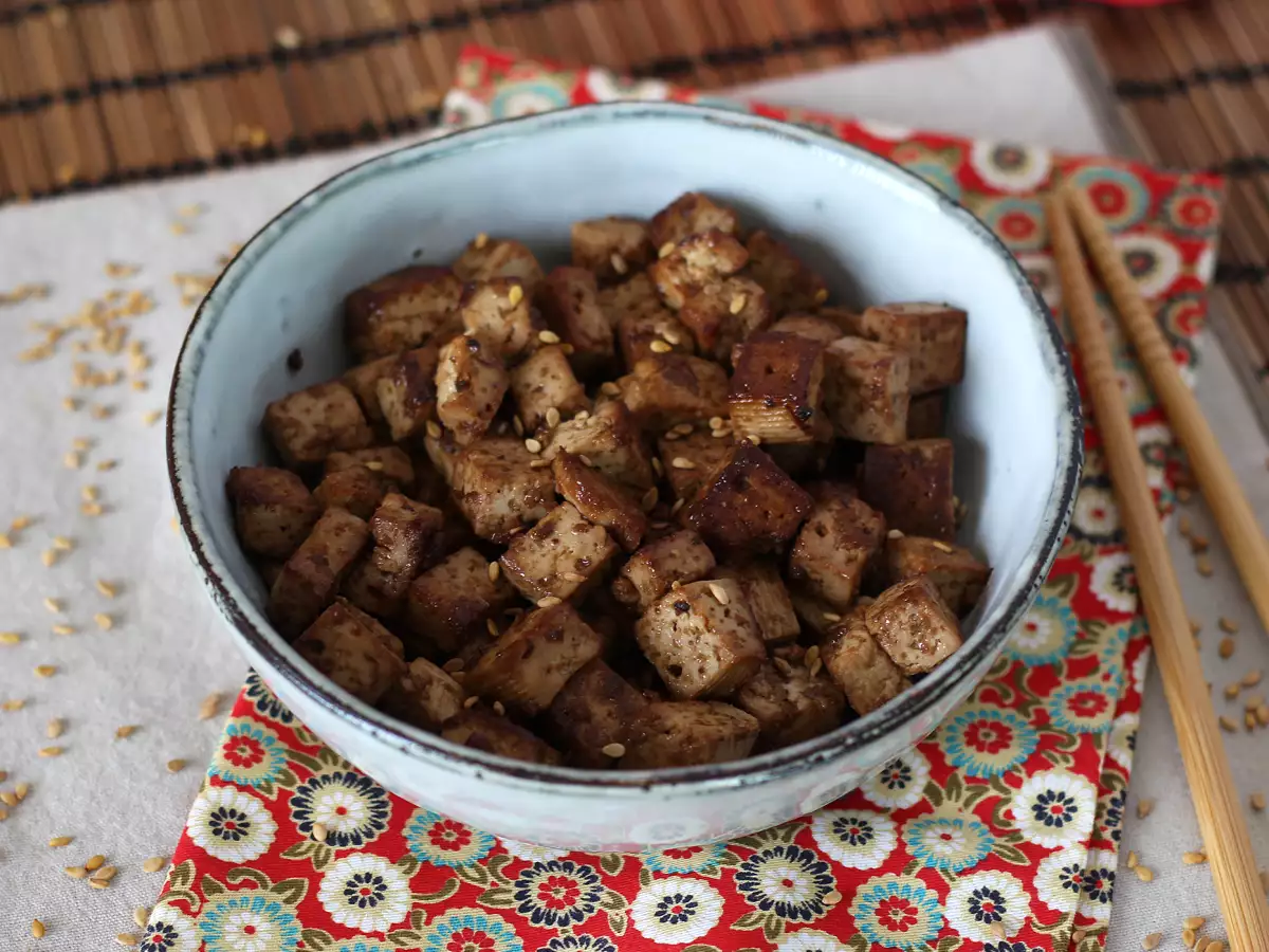 Asiatisch marinierter Tofu (ja, danach werden Sie Tofu lieben!)