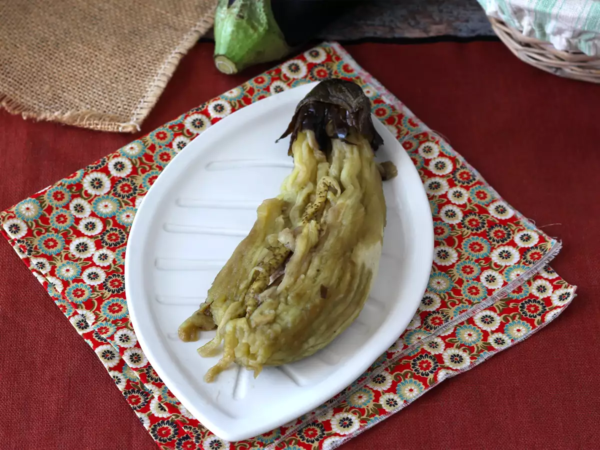 Aubergine im Ofen rösten und ganz einfach häuten - foto 3