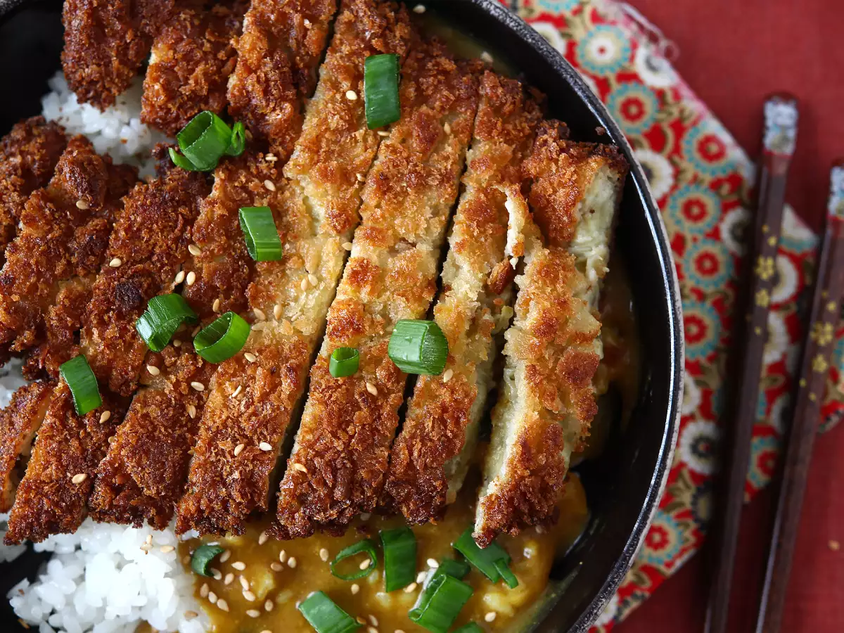 Aubergine in Panko paniert – vegetarisches japanisches Katsu-Curry - foto 3