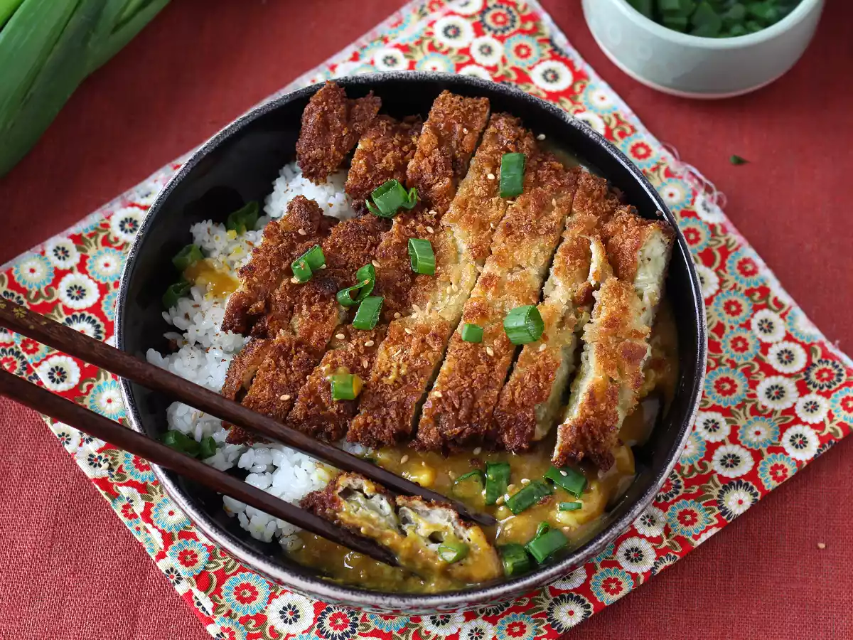 Aubergine mit Paniermehl paniert Panko façon katsu japanisches Curry, aber vegetarisch - foto 7