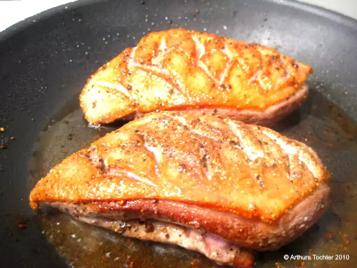 Ausgelämmert! Entenbrust mit Portweinsauce und Blumenkohlpüree - foto 2