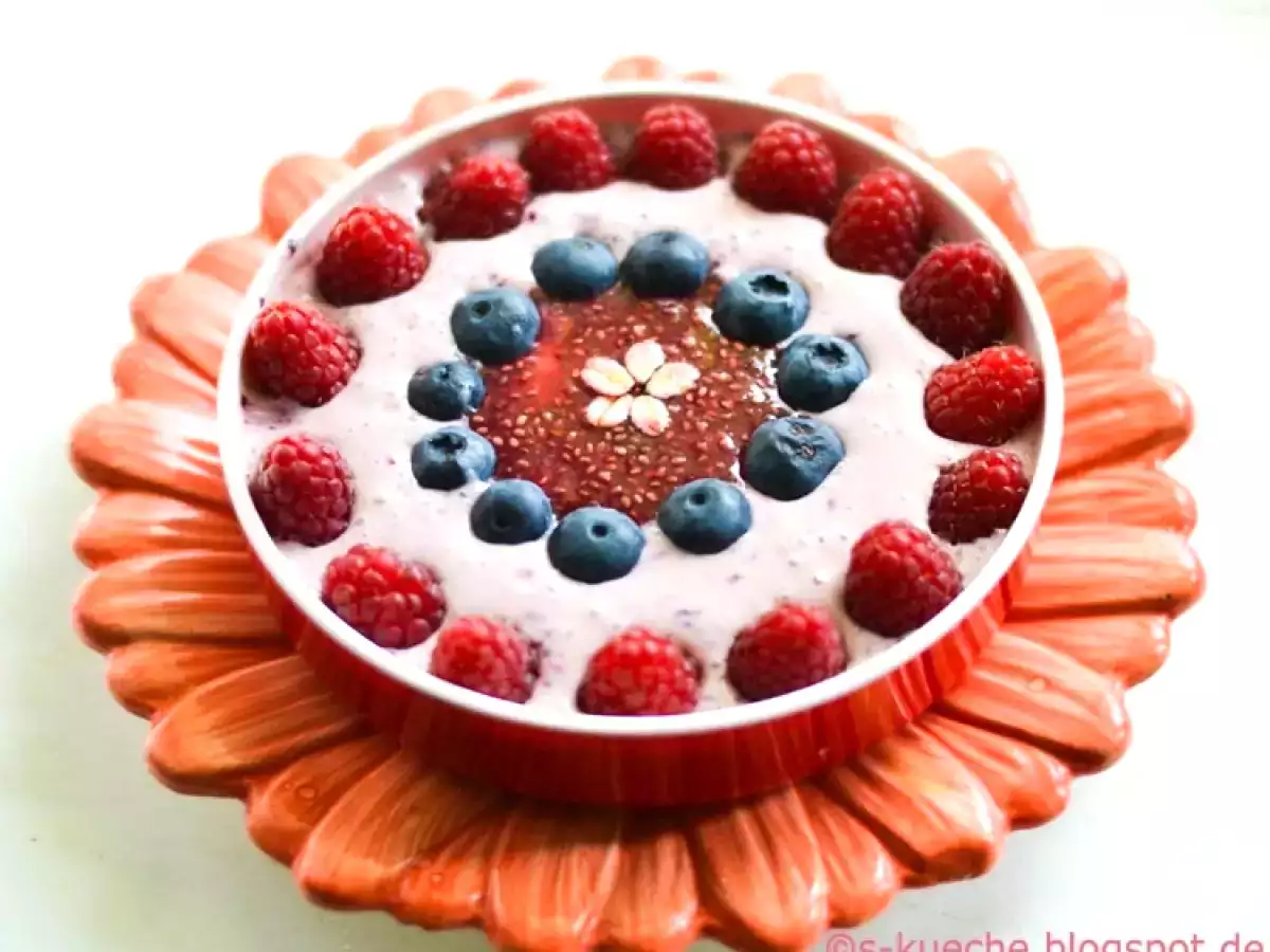 Beeren Joghurt Frühstück mit Chia