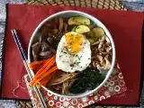 Bibimbap, das traditionelle koreanische Gericht, foto 3