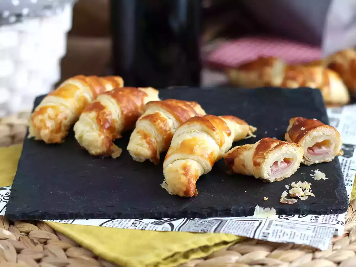 Blätterteig-Croissants mit Béchamel, Schinken und Käse - foto 5