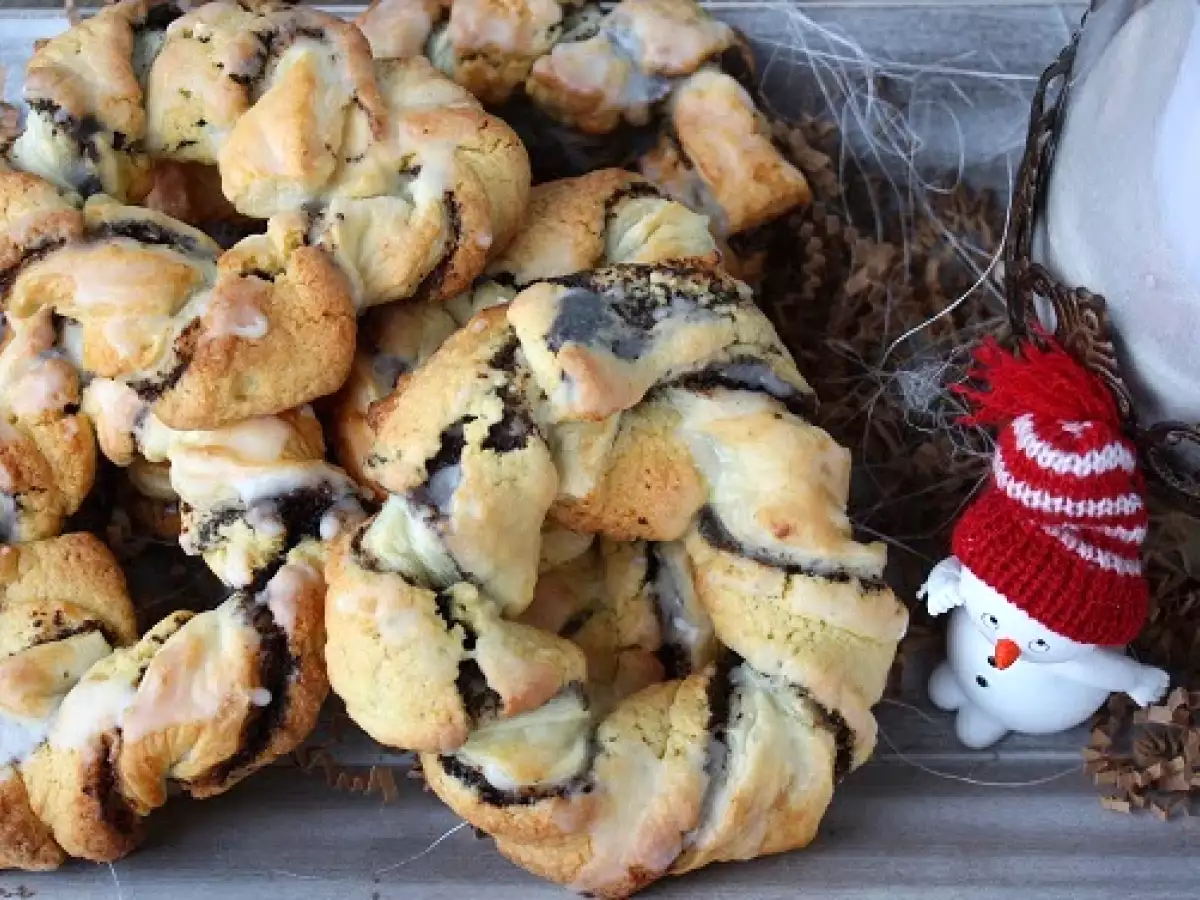 Blätterteig-Mohn-Kringel