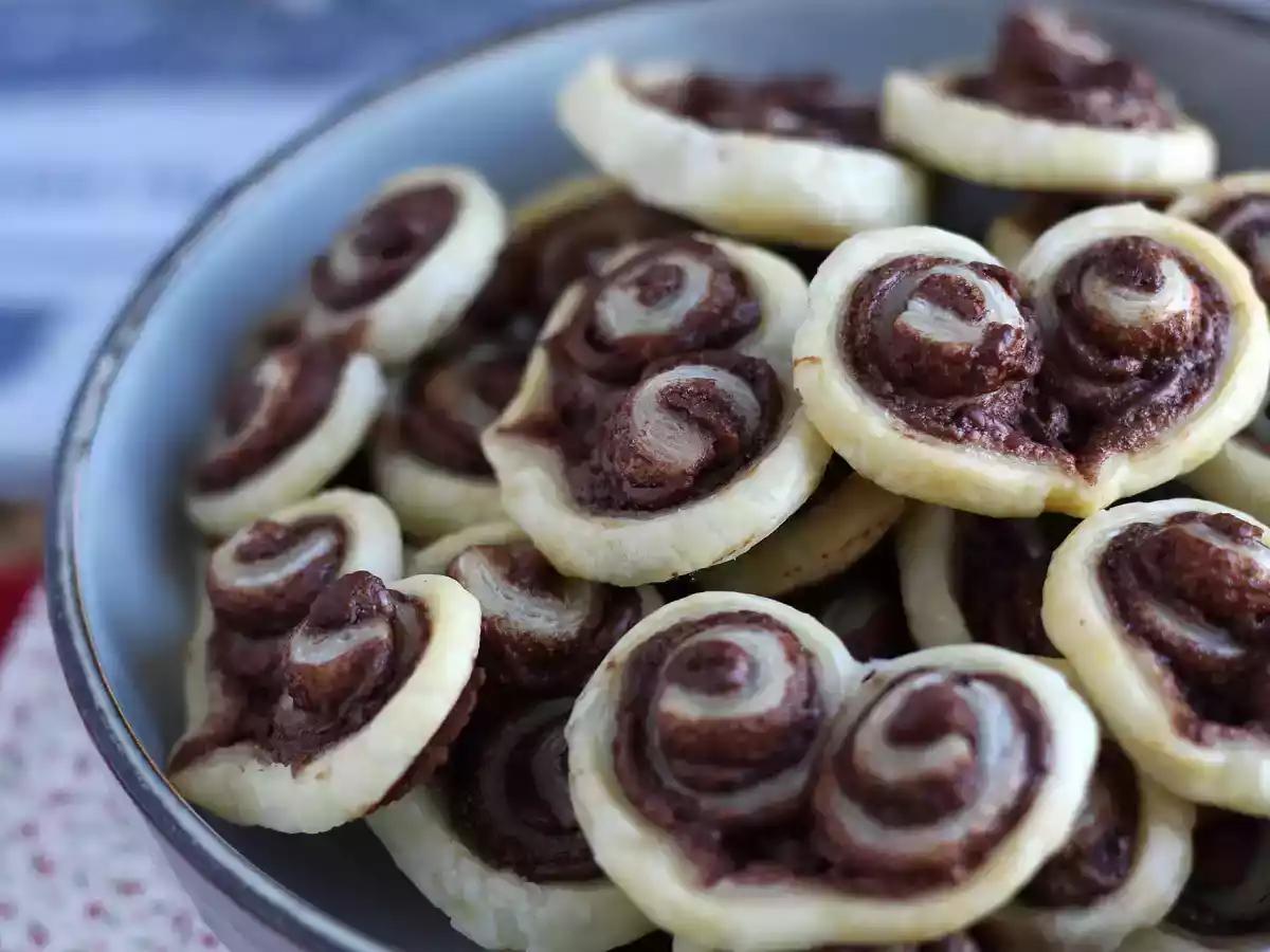 Blätterteigherzen mit Aufstrich zum Valentinstag - foto 3