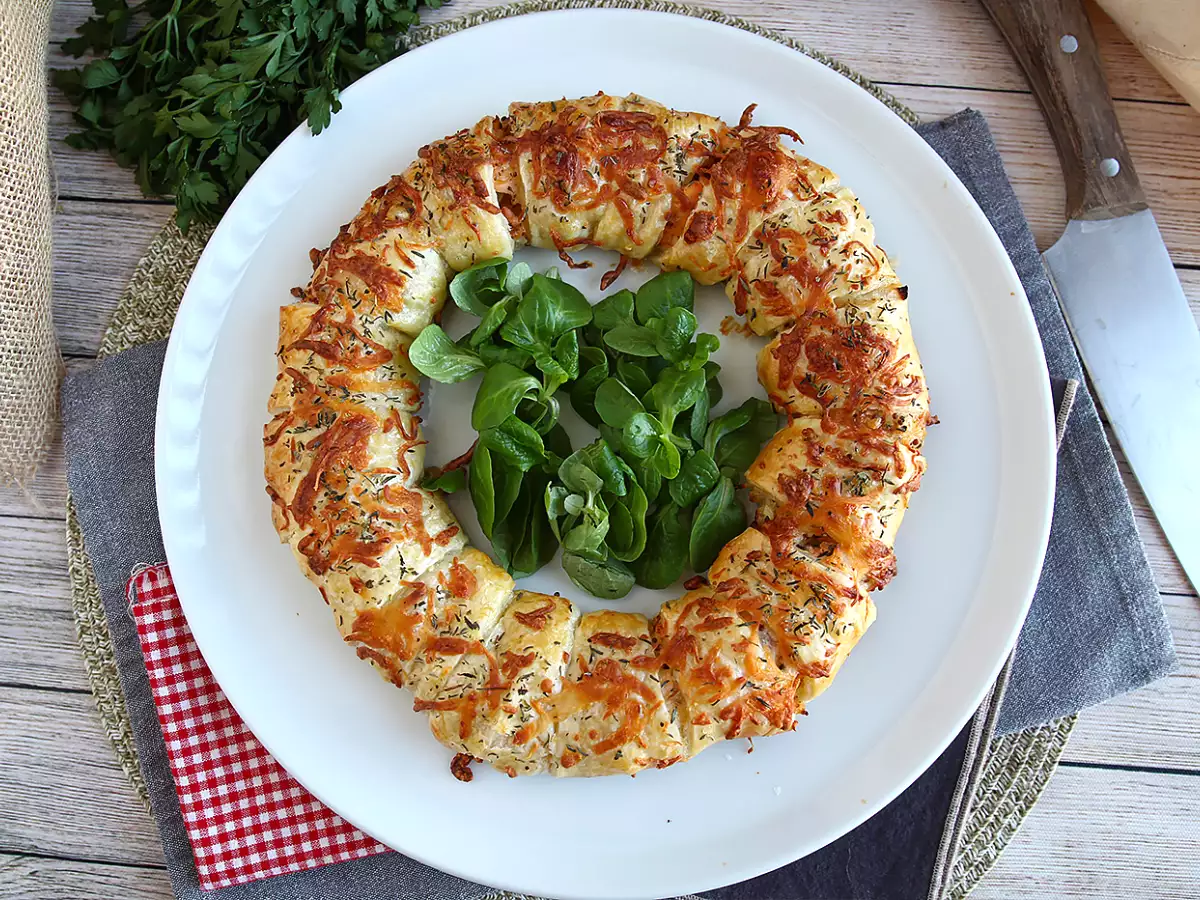 Blätterteigkranz mit Lachs und körnigem Senf - foto 5
