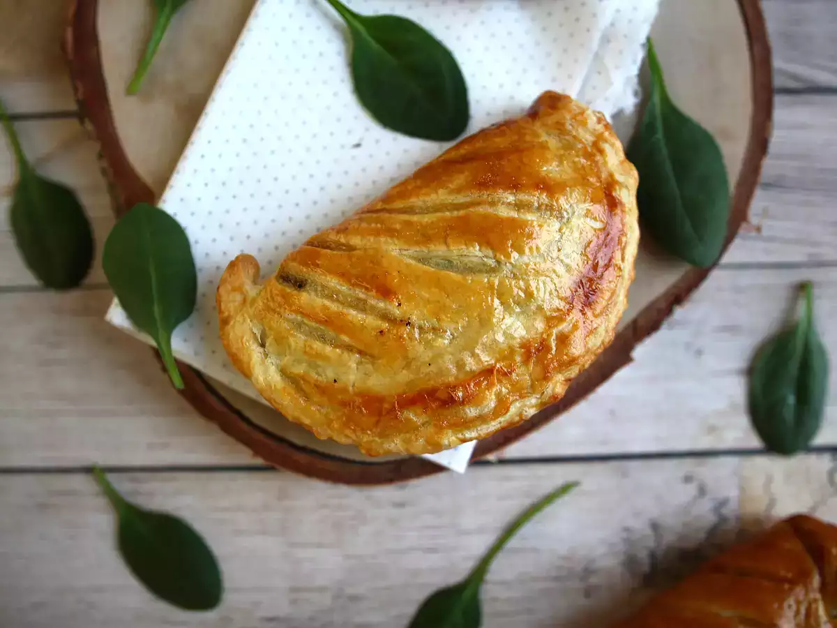 Blätterteigtaschen mit Champignons und Spinat - foto 4