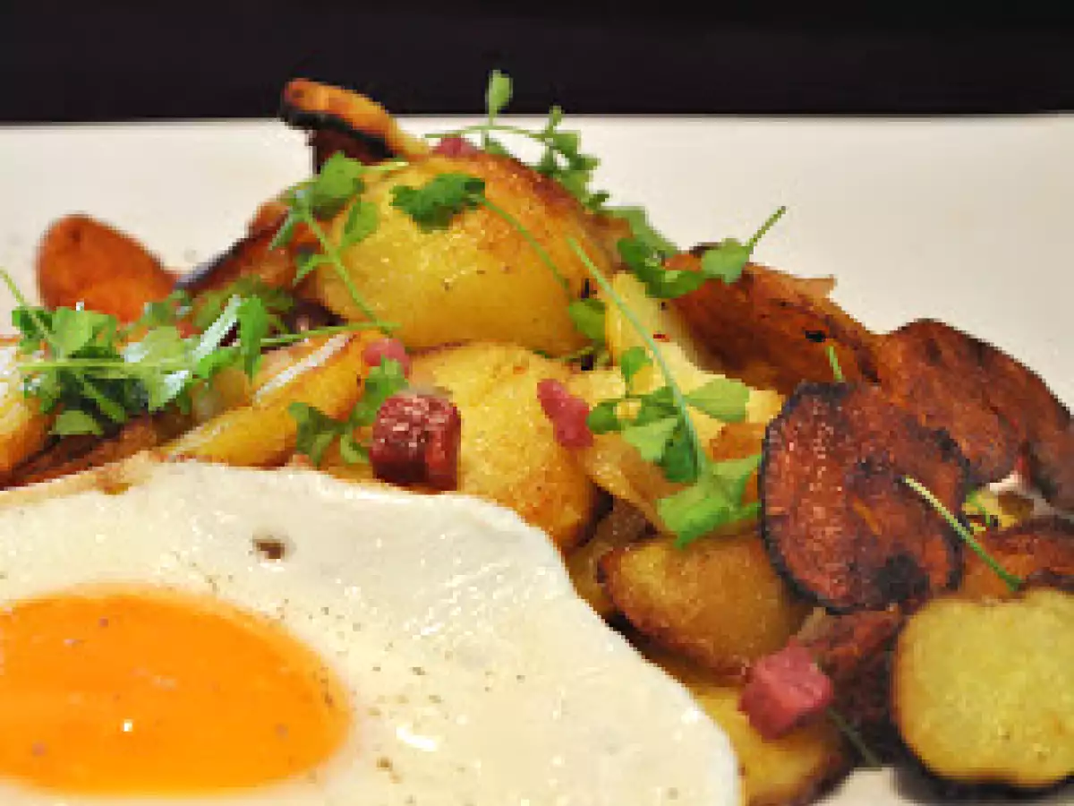 Bratkartoffeln mit Speck & Spiegelei