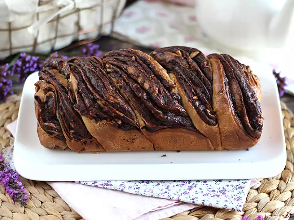 Brioche Babka mit Schokolade und Haselnüssen - foto 4