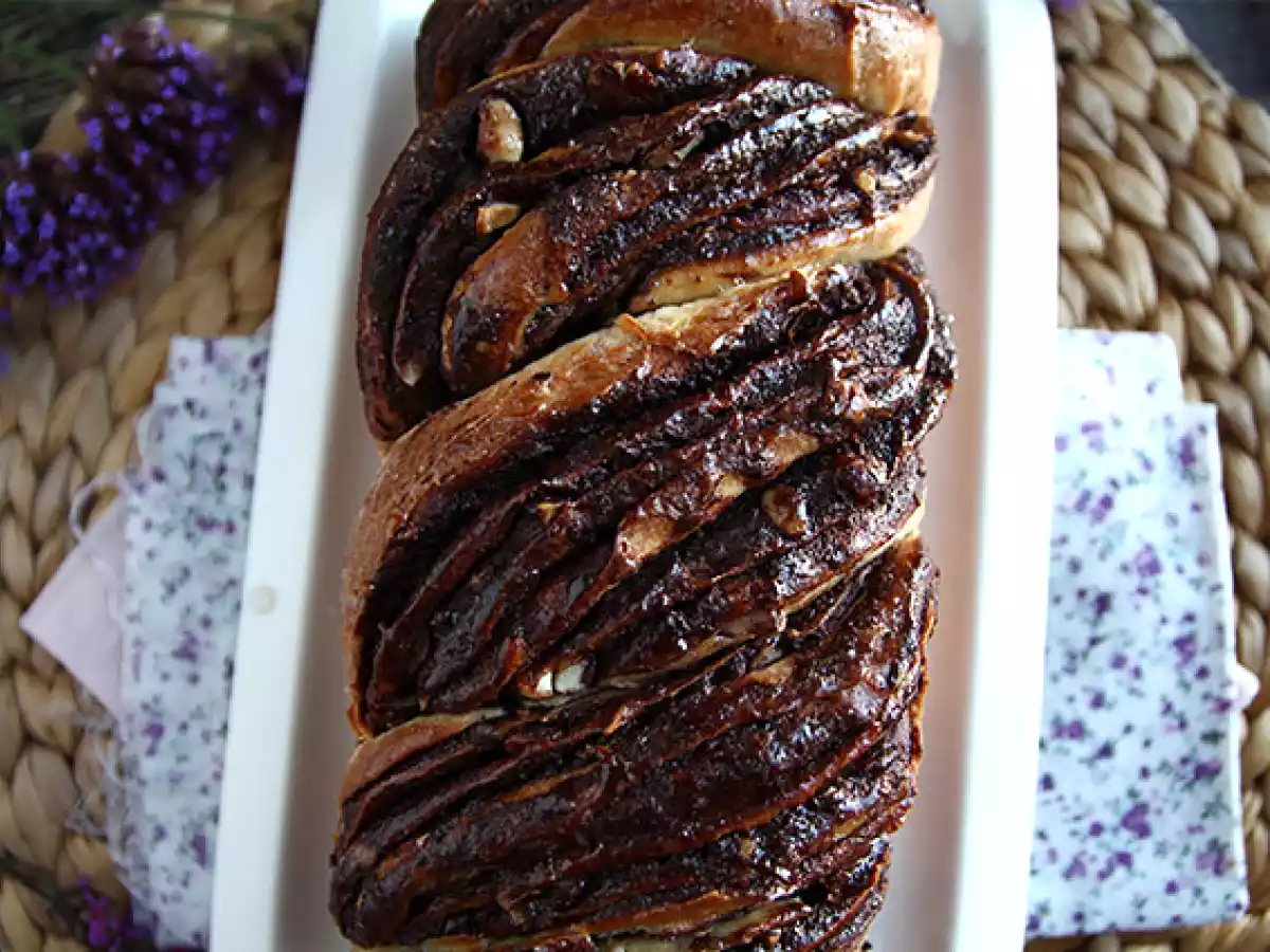 Brioche Babka mit Schokolade und Haselnüssen - foto 6