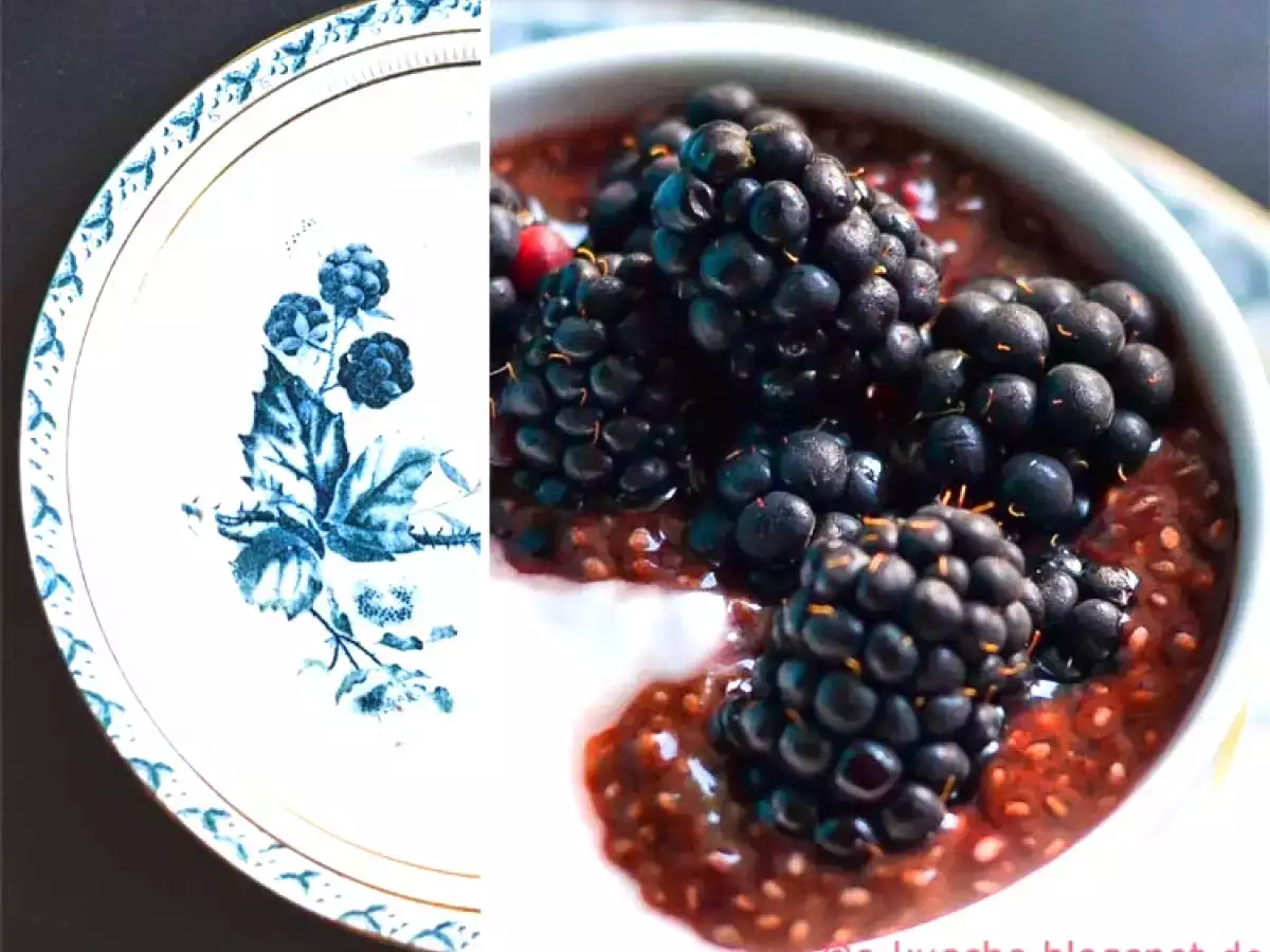 Brombeer Chia-Schoko Frühstück