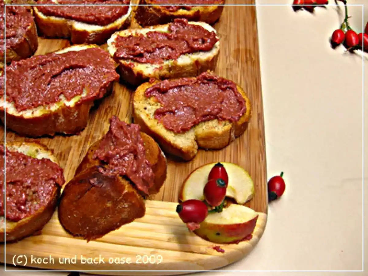 Bruchetta mit Weißdornpesto