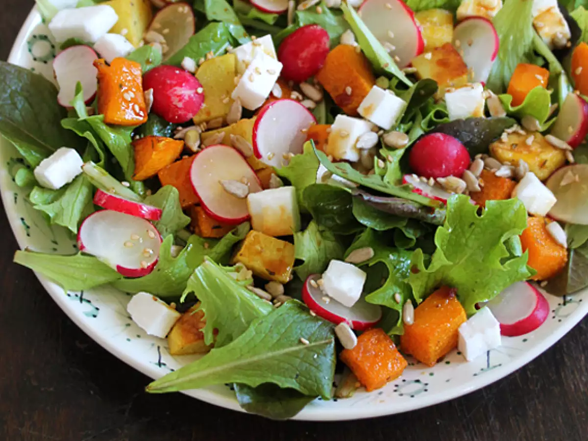 Butternut-Kartoffel-Salat mit Radieschen und Feta - foto 2