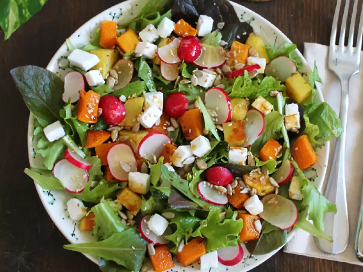 Butternut-Kartoffel-Salat mit Radieschen und Feta - foto 3