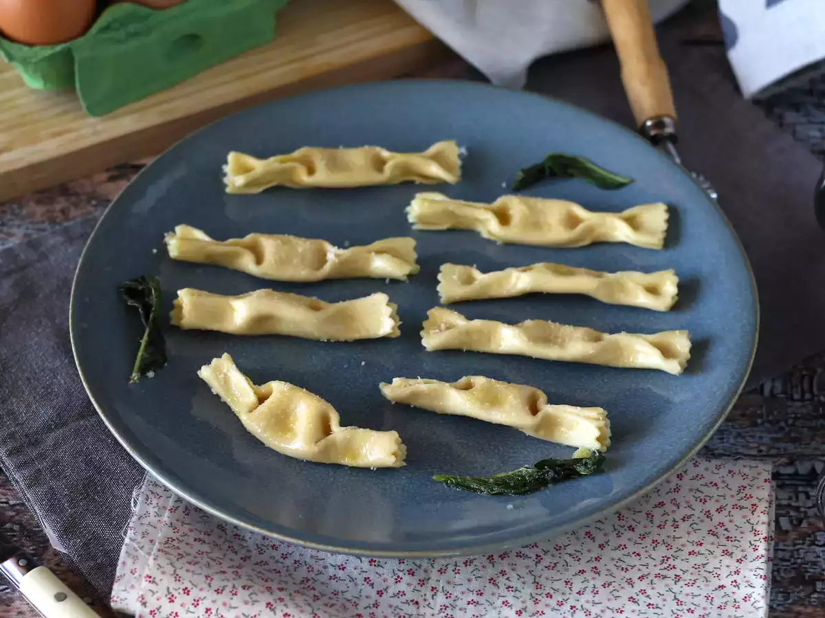 Caramelle: bonbonförmige Ravioli mit Kürbis-Ricotta-Füllung - foto 3