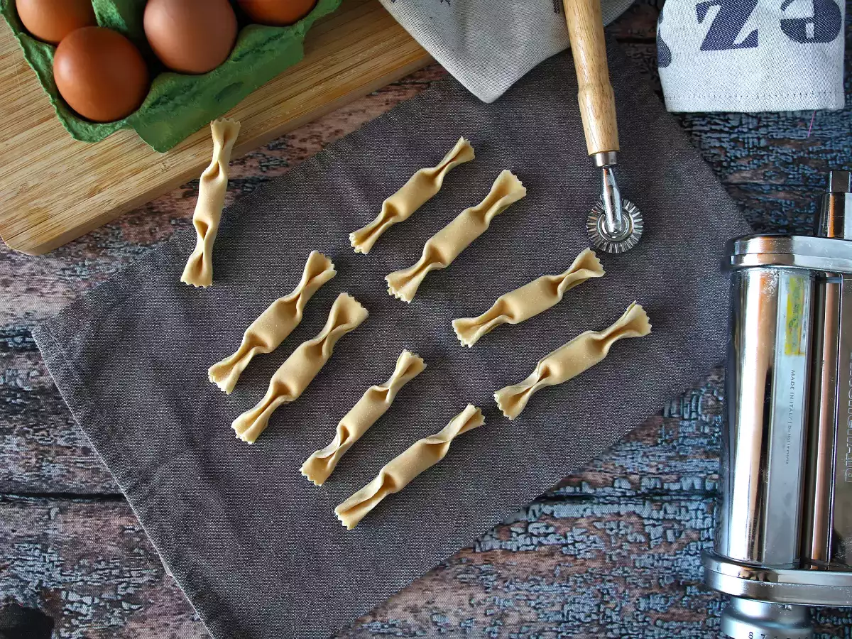 Caramelle: bonbonförmige Ravioli mit Kürbis-Ricotta-Füllung - foto 4