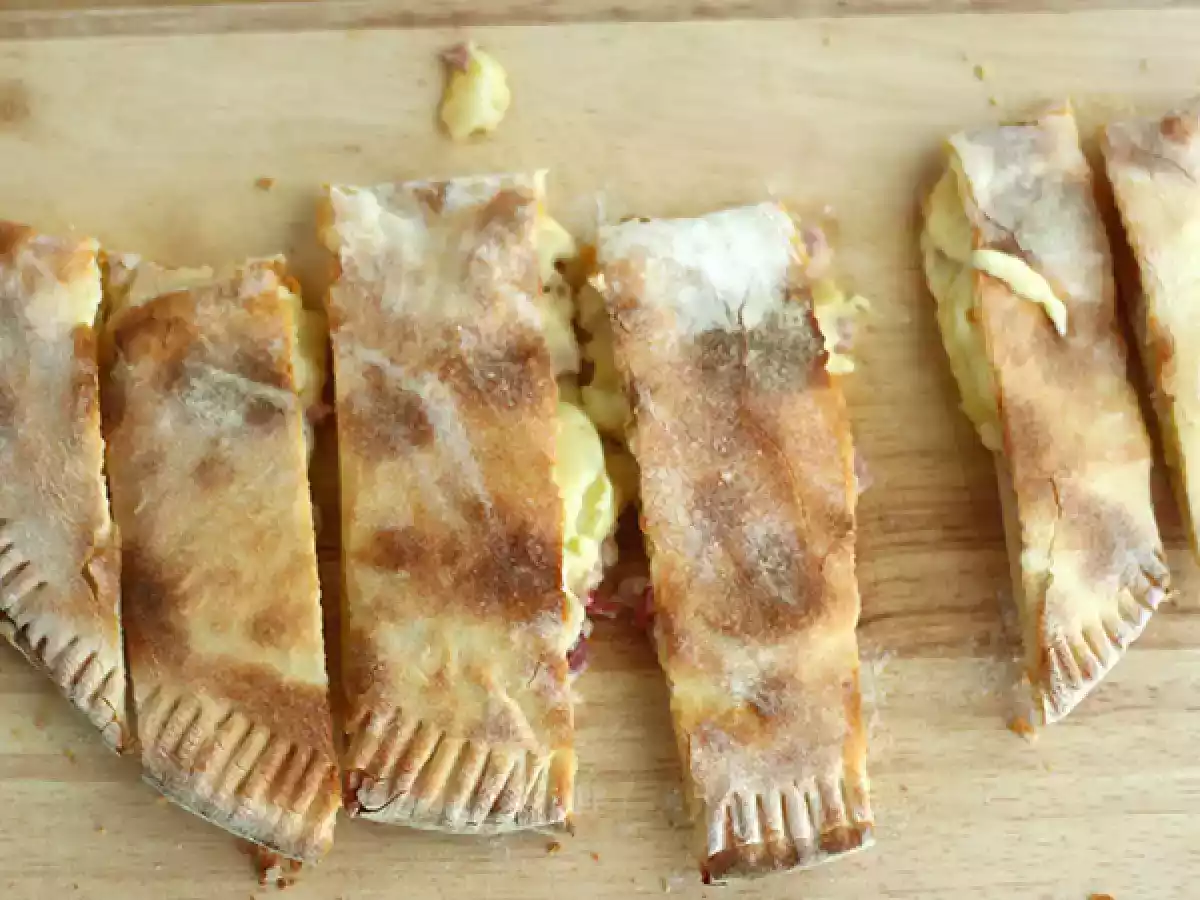 Chausson à la Raclette, die savoyische Calzone - foto 2