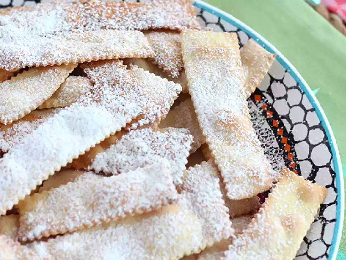 Chiacchiere di carnevale - Italienische Bugnes aus dem Ofen - foto 2