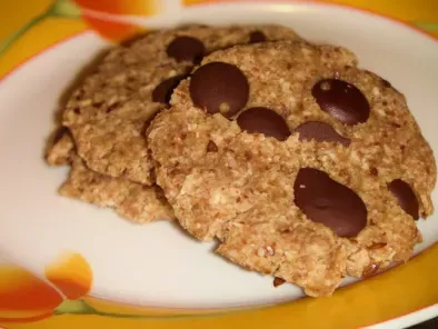 Chocolate Chip Protein Flax Cookies (getreidefrei, nussfrei, *zuckerfrei, roh)