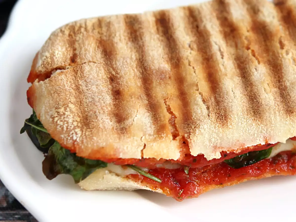 Chorizo-Emmentaler-Panini - foto 4
